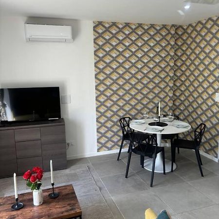 Mozart Cosy Love Room Chasse-sur-Rhône Extérieur photo
