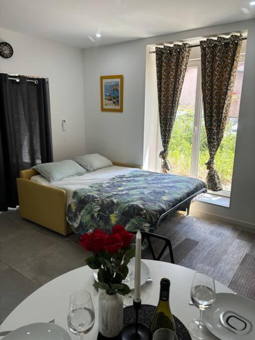 Mozart Cosy Love Room Chasse-sur-Rhône Extérieur photo