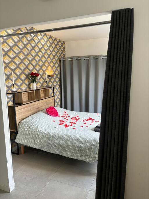 Mozart Cosy Love Room Chasse-sur-Rhône Extérieur photo